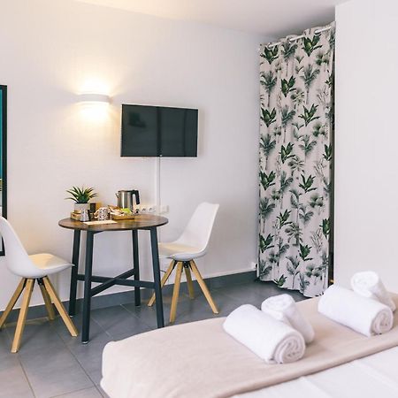 Logis Hotel & Restaurant Le Soleil D'Or Montigny-la-Resle Kültér fotó
