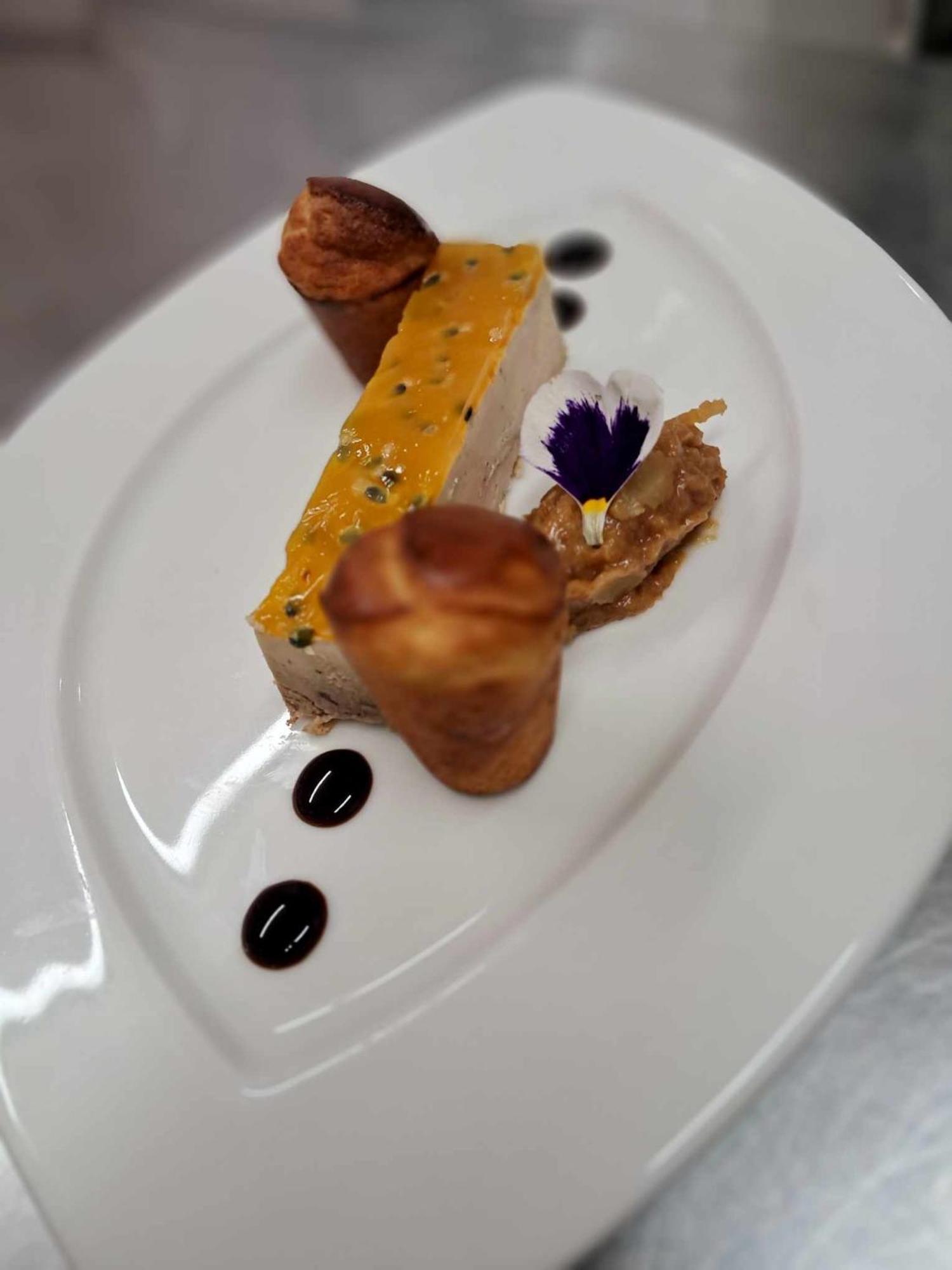 Logis Hotel & Restaurant Le Soleil D'Or Montigny-la-Resle Kültér fotó